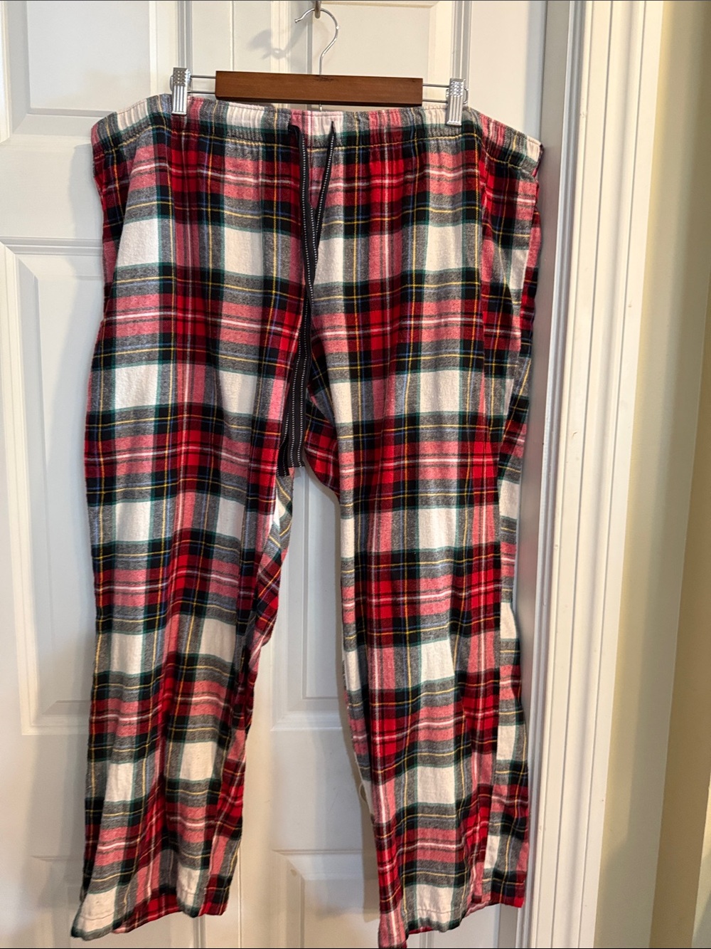 Old Navy Red White Plaid Kids Pajama Bottoms